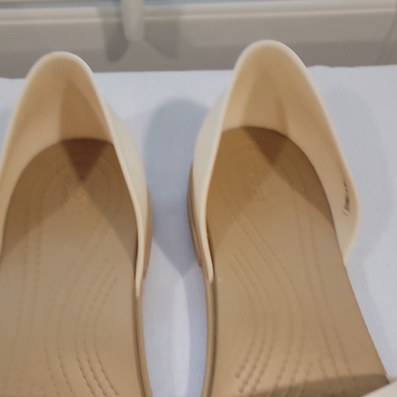 CROCS Tan and Cream Strappy Sandals - Picture 3 of 7